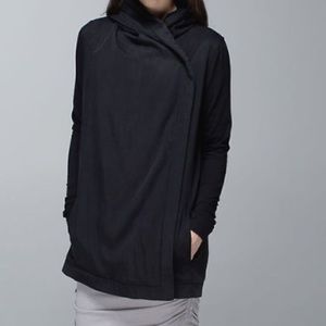 Lululemon Blissed our wrap